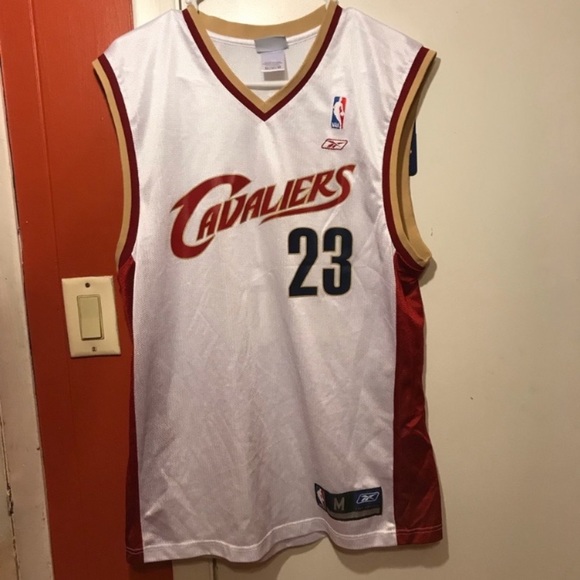 Vintage LeBron James Cleveland Cavaliers Jersey - Picture 2 of 4